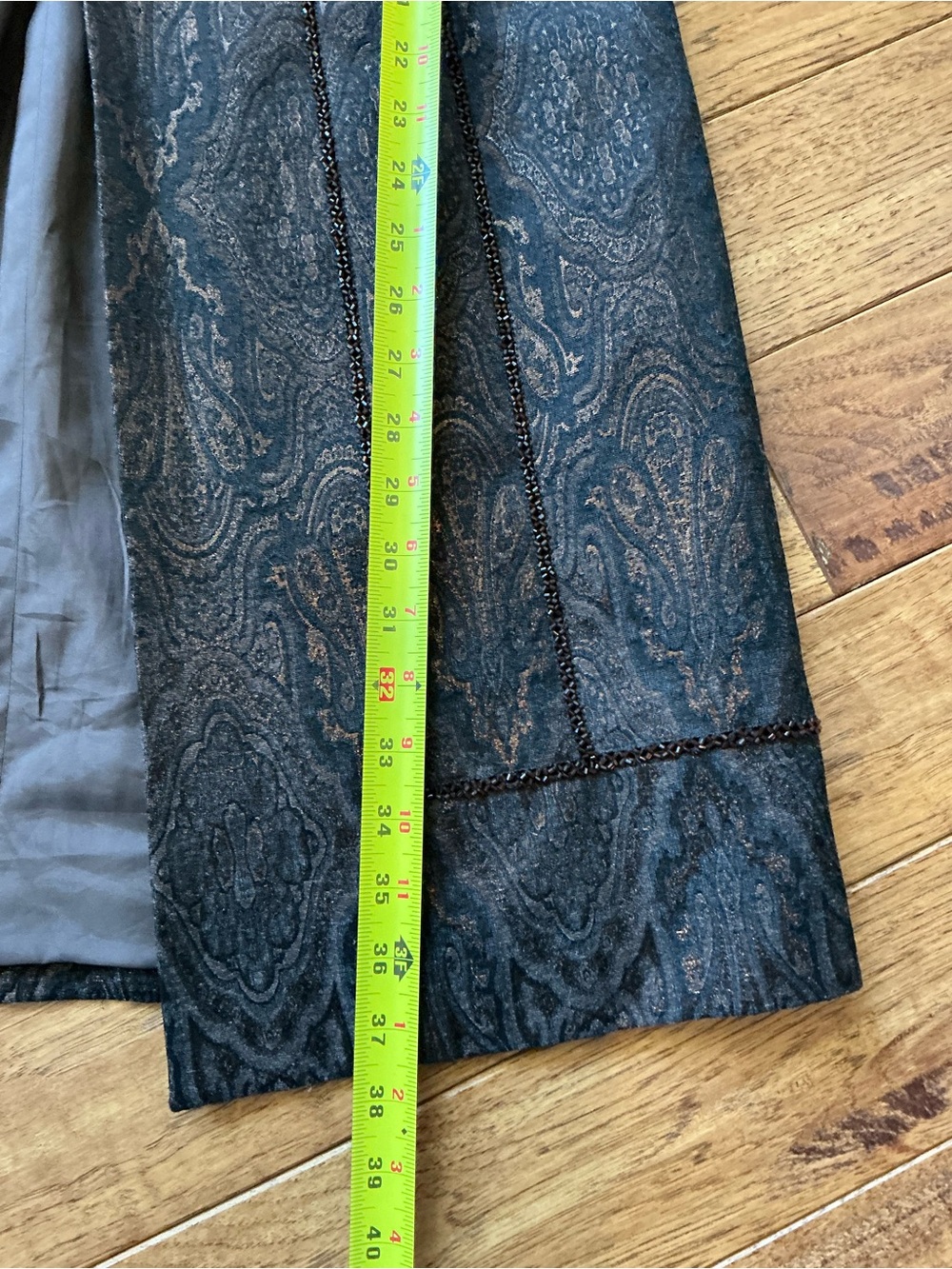 Carmen Marc Valvo Collection Black and Brown Pattern Long Coat, Beaded Detail, 2 - Picture 8 of 11